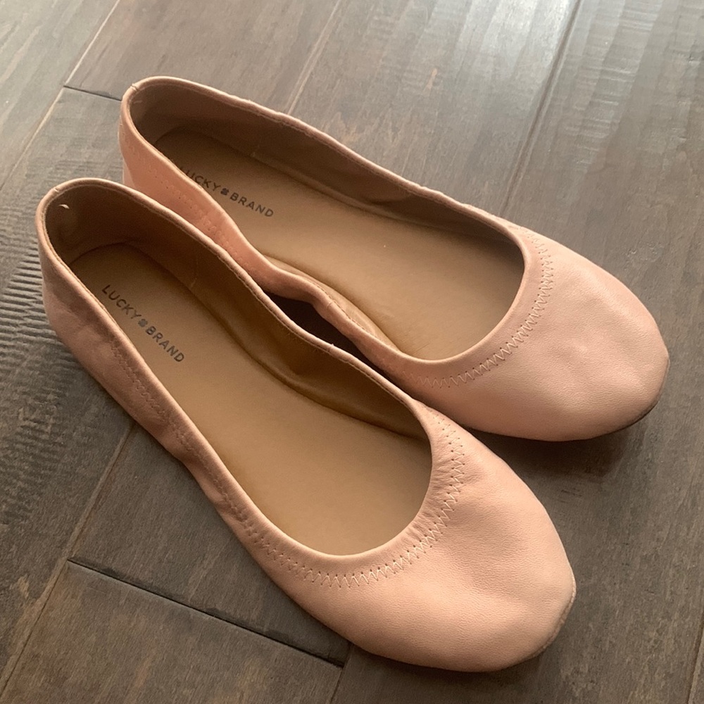 Lucky brand flats, size 10